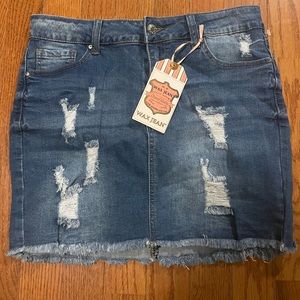 NWT Wax Jean Los Angeles Distressed Jean Mini Skirt